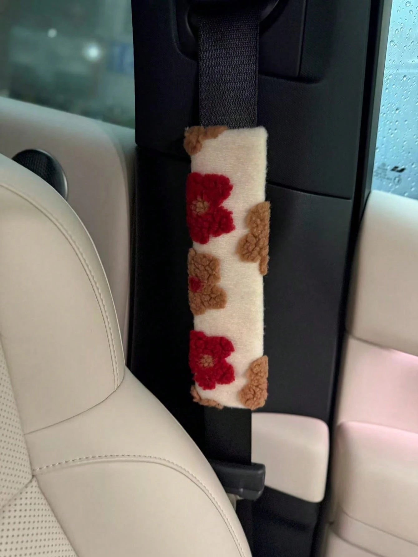 Plush Flower Car Seat Belt Shoulder Pads, Soft & Breathable Safety Belt Protector,Car Accessories Women