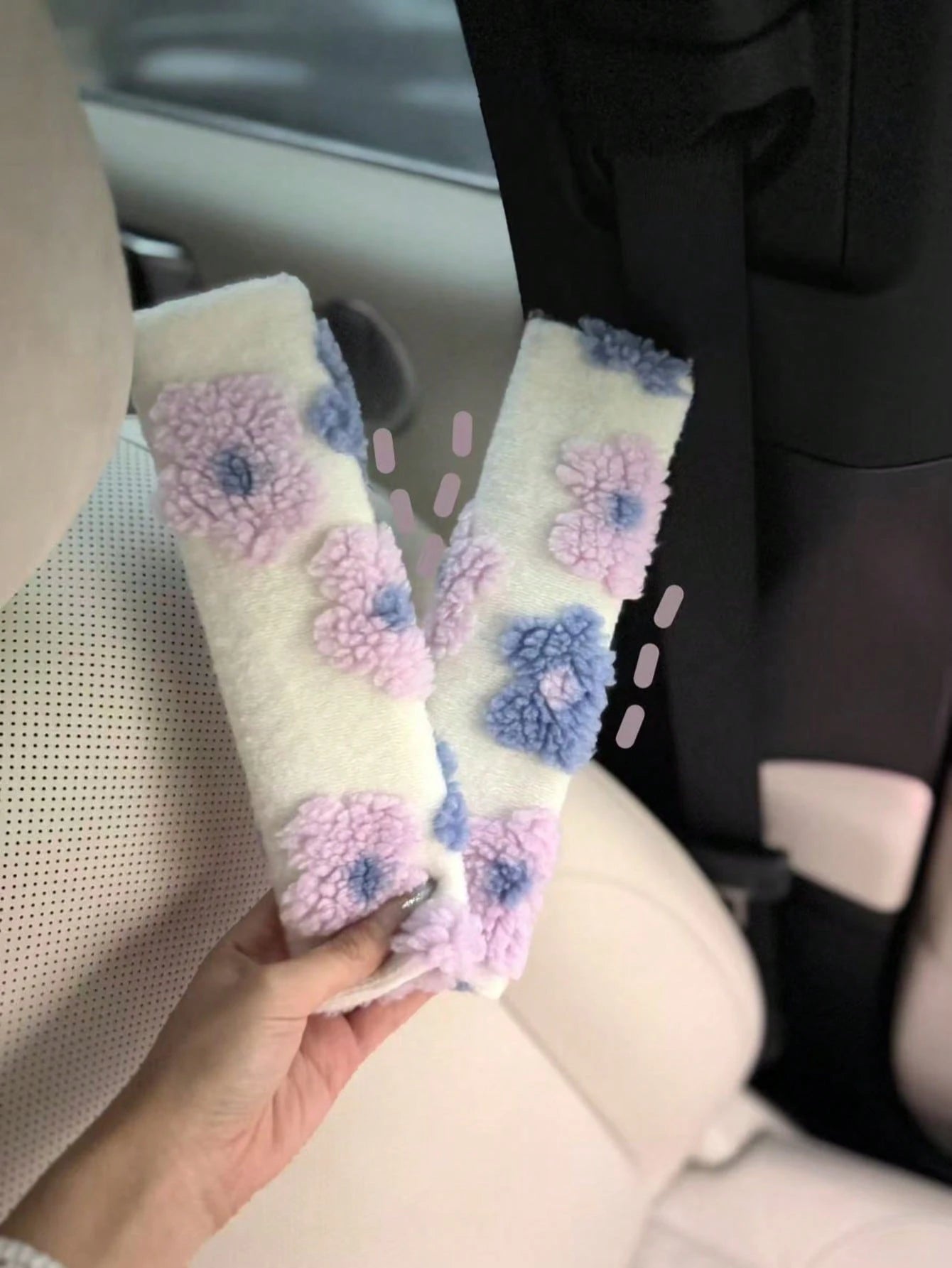 Plush Flower Car Seat Belt Shoulder Pads, Soft & Breathable Safety Belt Protector,Car Accessories Women