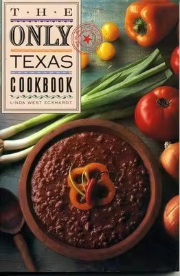 Pre-Owned The Geeky Chef Cookbook: Real-Life Recipes For Fantasy Foods (Hardcover) By Cassandra Reeder