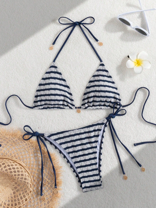 Premium European Halter Bikini With Striped Wavy Split Design, Stylish Color-Block Swimwear Summer Vacation Beach