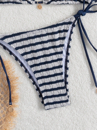 Premium European Halter Bikini With Striped Wavy Split Design, Stylish Color-Block Swimwear Summer Vacation Beach