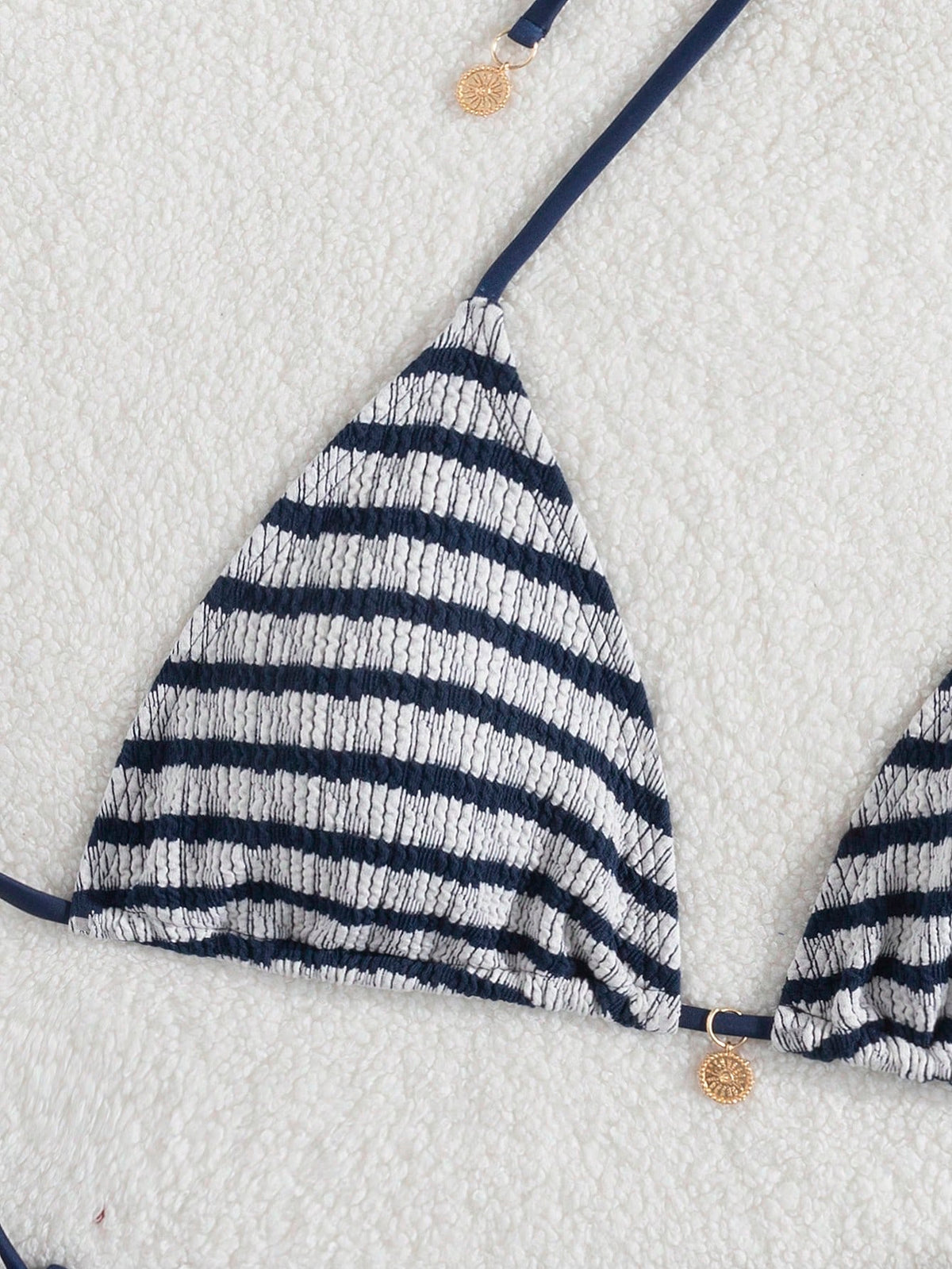 Premium European Halter Bikini With Striped Wavy Split Design, Stylish Color-Block Swimwear Summer Vacation Beach