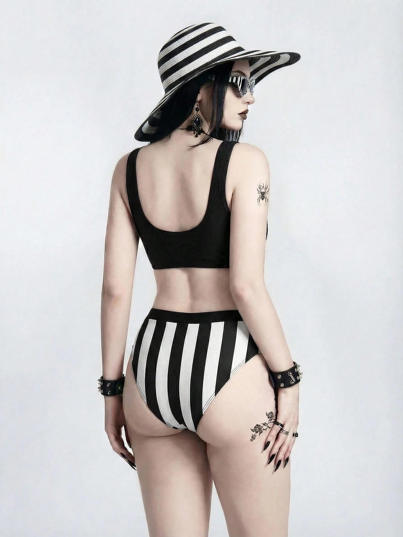 ROMWE Women's 2pcs Black And White Striped Bikini Set,Goth Gothic Punk Mysterious Padded Swimwear For Summer,Beach Party,Vacation,Music Festival & Holiday