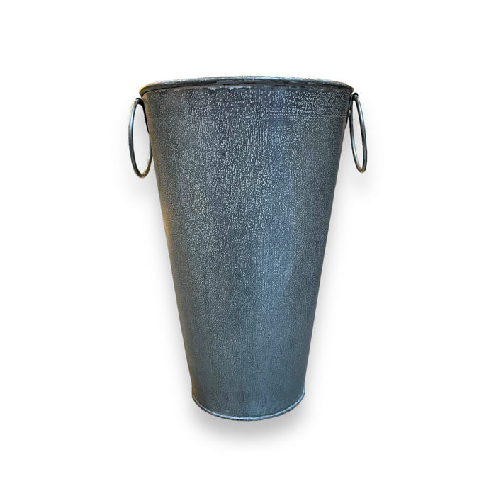 Rustic Metal Planter / Vase Planter Pot