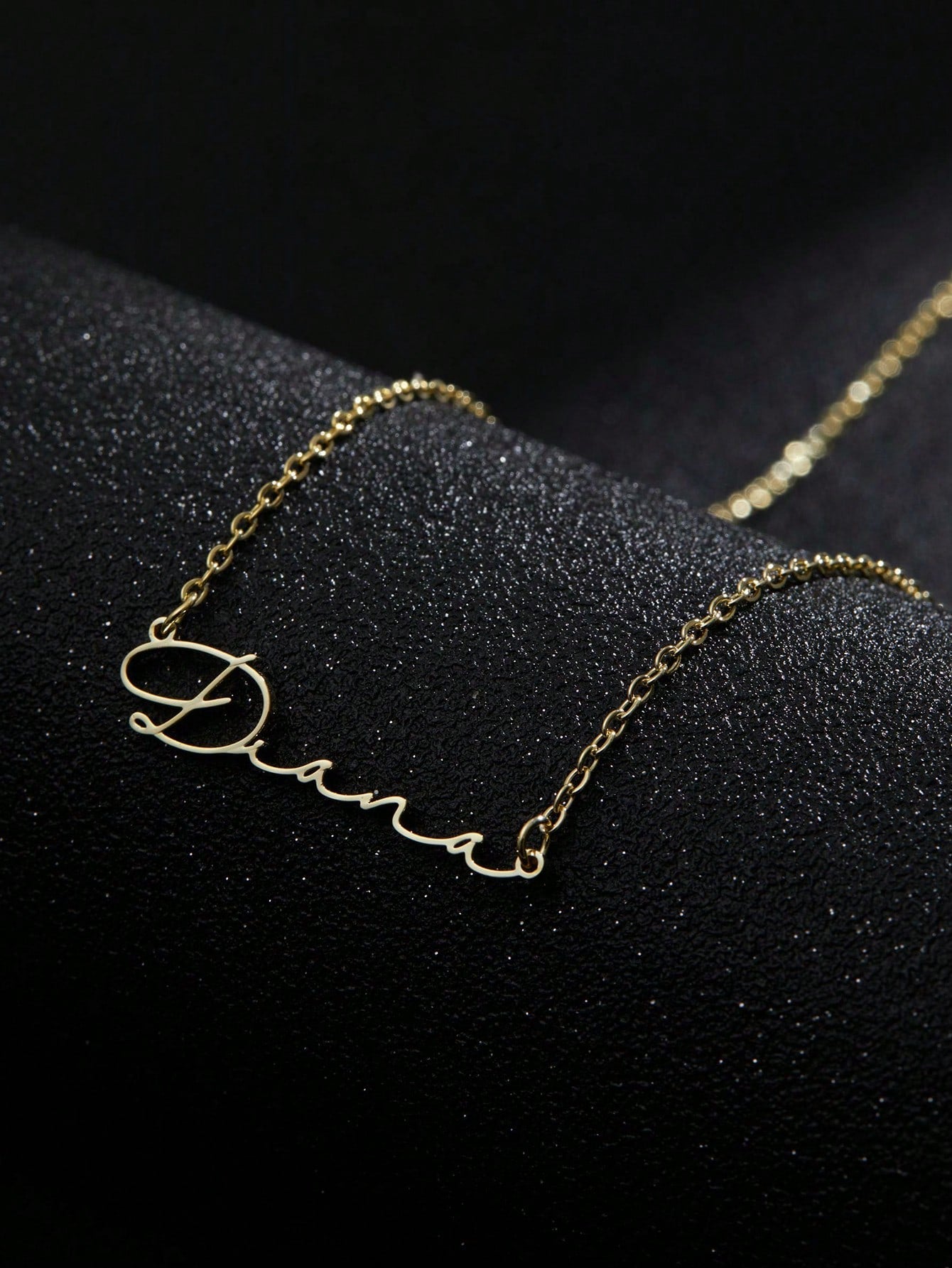 S925 Sterling Silver Minimalist Personalized English Name Pendant Necklace, Perfect Accessory For Women's Autumn/Winter Sweaters And Outfits, Unique And Meaningful Gift, Warm And Distinctive Jewelry