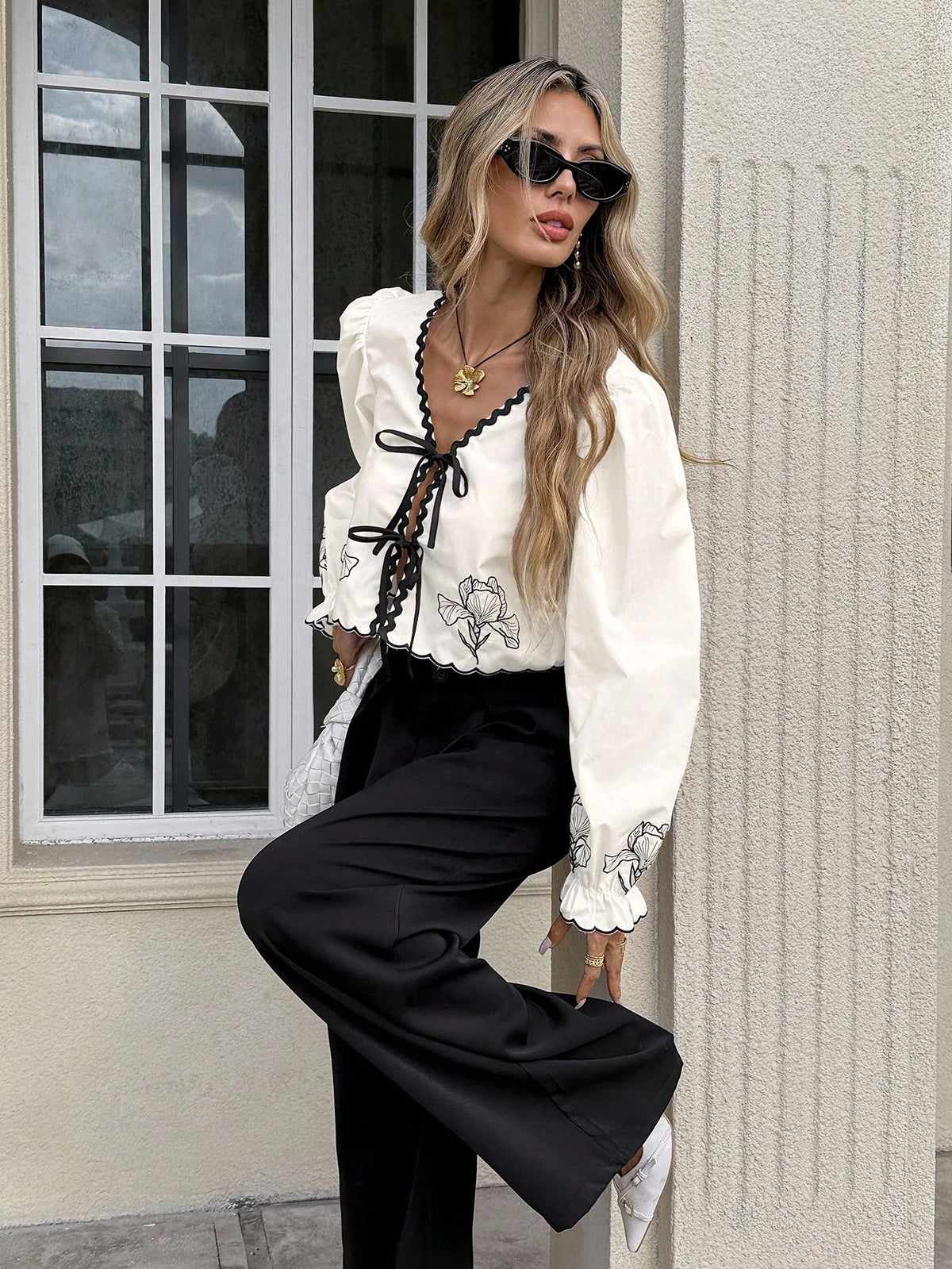 Serisse Women's Off-White Elegant Floral Embroidered Lace-Up Blouse,Spring And Summer Vacation Colorblock Woven Strap Top For Date,Business Casual,Teacher