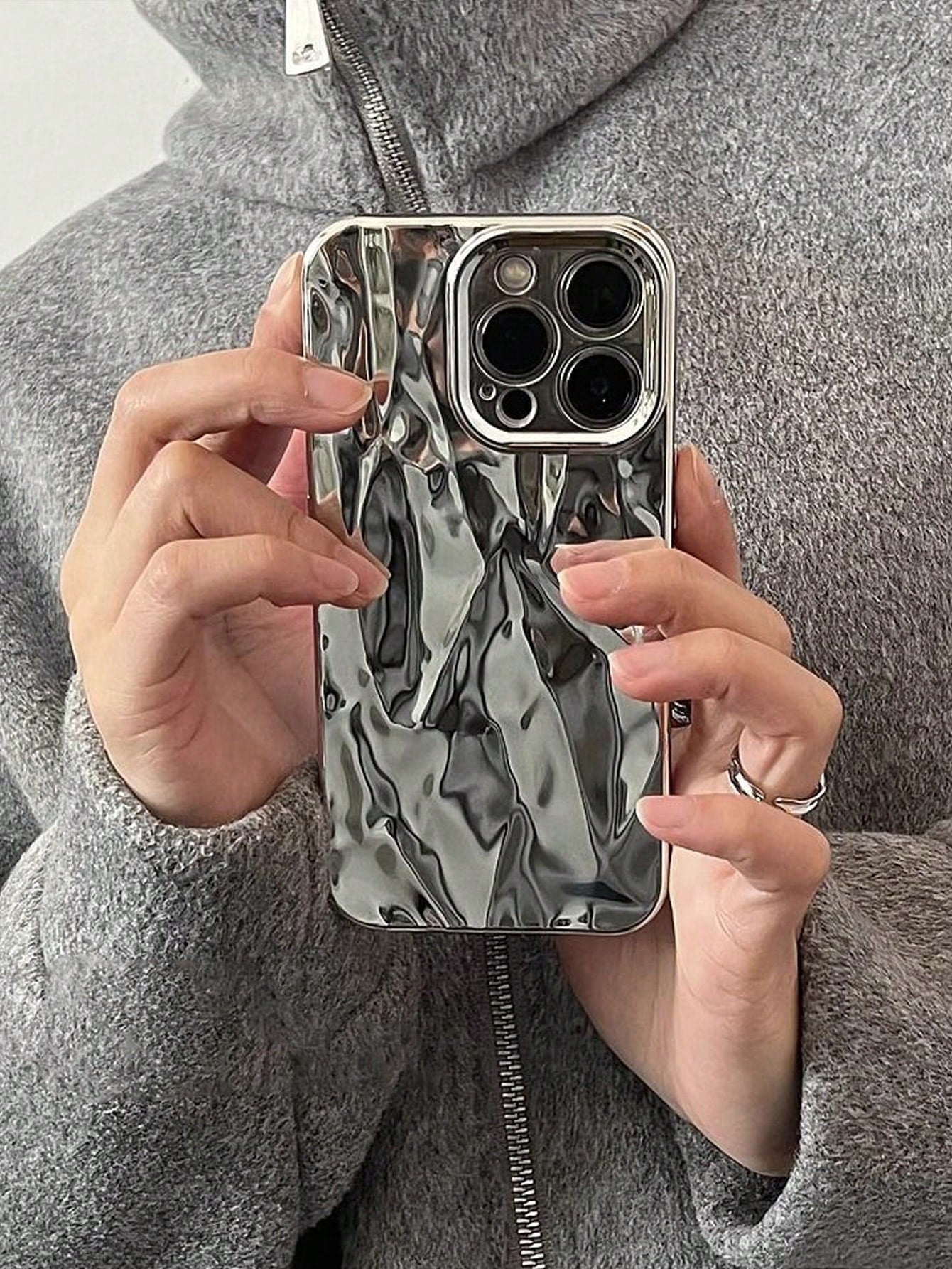 Shockproof Mirror Effect Novelty Cases Y2K Electroplated Silver Apple Creative 3D Vertical Stripe Pleated Texture Phone Case Vertical Stripe Texture Concave-Convex Texture Waterproof Anti-Fall Scratch