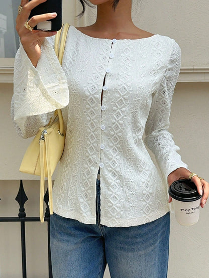 Siren Gaze Women's Apricot-Colored Cutout Lace Top-Featuring A Square Neck, Flared Sleeves, And A Fitted, Versatile, Casual Style Suitable For Spring And Autumn