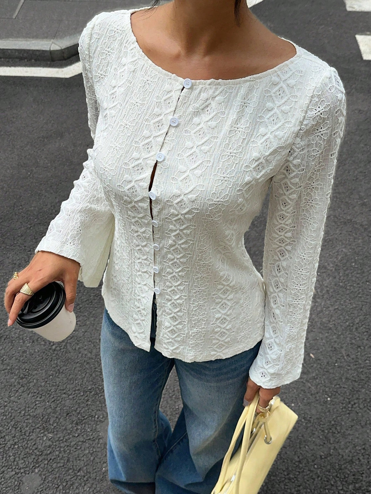 Siren Gaze Women's Apricot-Colored Cutout Lace Top-Featuring A Square Neck, Flared Sleeves, And A Fitted, Versatile, Casual Style Suitable For Spring And Autumn