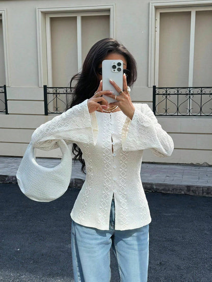 Siren Gaze Women's Apricot-Colored Cutout Lace Top-Featuring A Square Neck, Flared Sleeves, And A Fitted, Versatile, Casual Style Suitable For Spring And Autumn