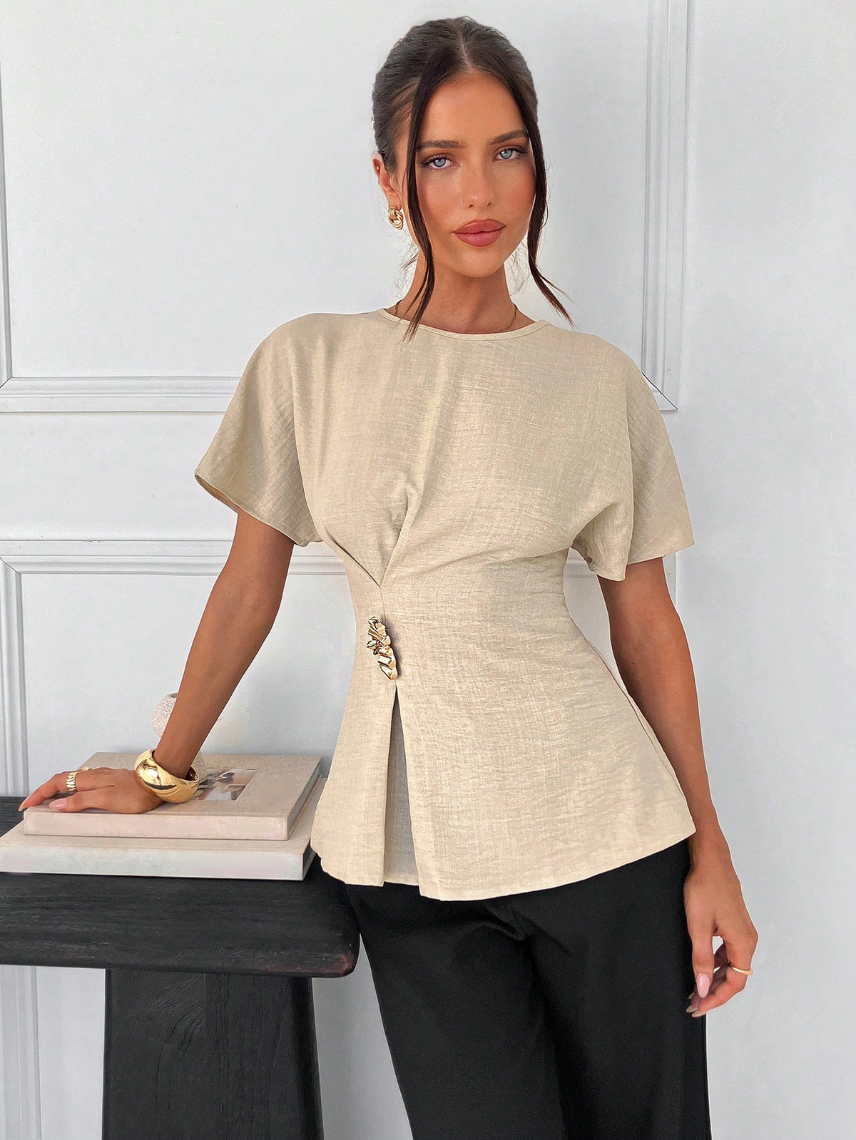 Siren Gaze Women's Elegant Unique Gold Summer Casual Office Shirt,Round Neck Batwing Short Sleeve Peplum Top With Metal Buckle Detail,Elegant Business T-Shirt
