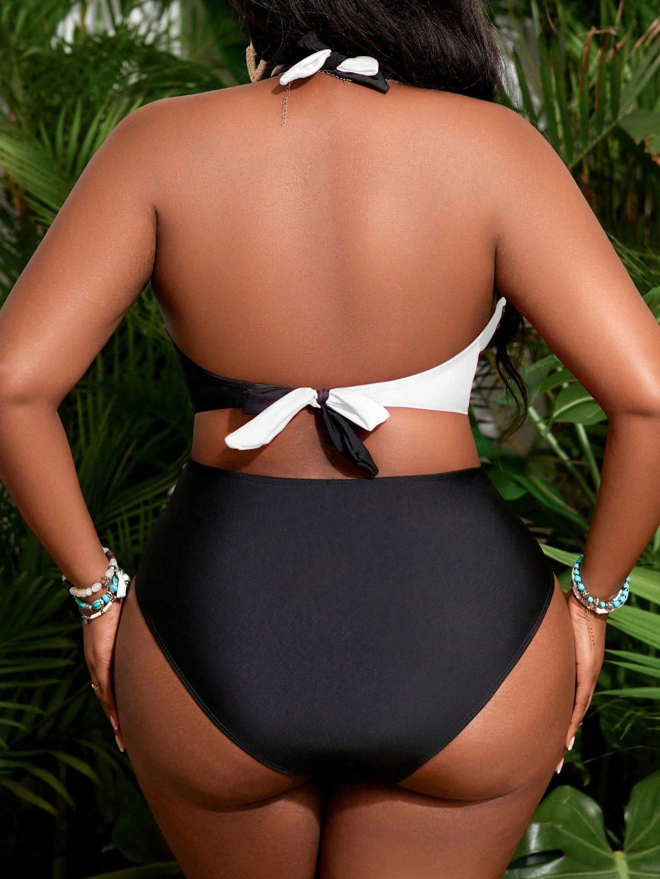 Slaydiva Plus Size Contrast Color Swimwear Set