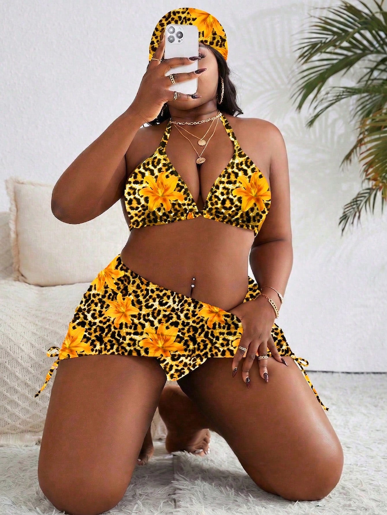 Slaydiva Plus Size Random Print Halter 3-Piece Swimwear Set,4pcs Beach Outfits For Women,Brunch Vacation Holiday Summer Beach Beige Vacation Outfits