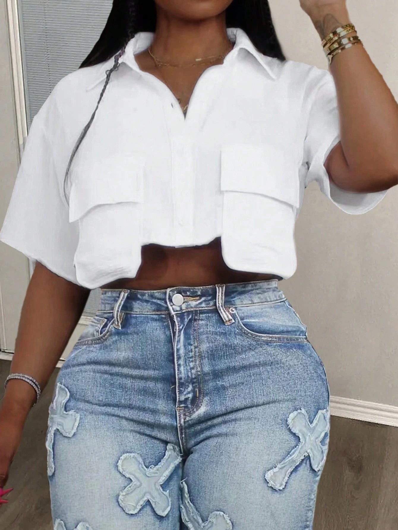 Slaydiva Women Casual Streetwear White Polo Collar Pocket Cropped Top