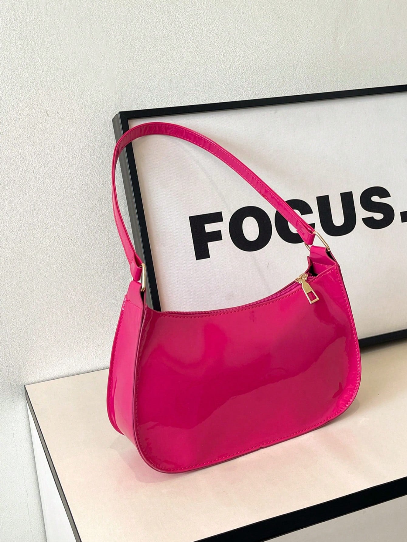 Solid Color Minimalist Zipper Shoulder Bag, Fashionable Crescent-Shaped Bag, Zipper Shoulder Bag Faux Leather Solid Color Wallet Burgundy Lingerie Pouch, Ideal New Year Gift Fashionable Burgundy Linge