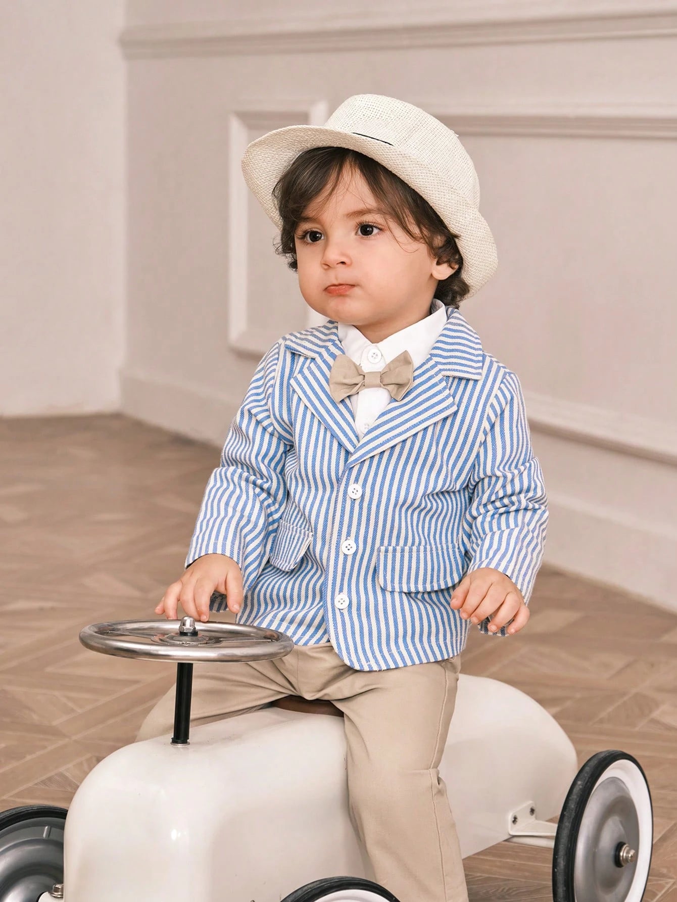 Souflis Souflis 3pcs/Set Baby Boys Blue Striped Suit Jacket,Shirt,Khaki Pants Fall Outfit With Bow Tie,Elegant Gentleman Style For Summer Wedding Guest,Parties,Photos