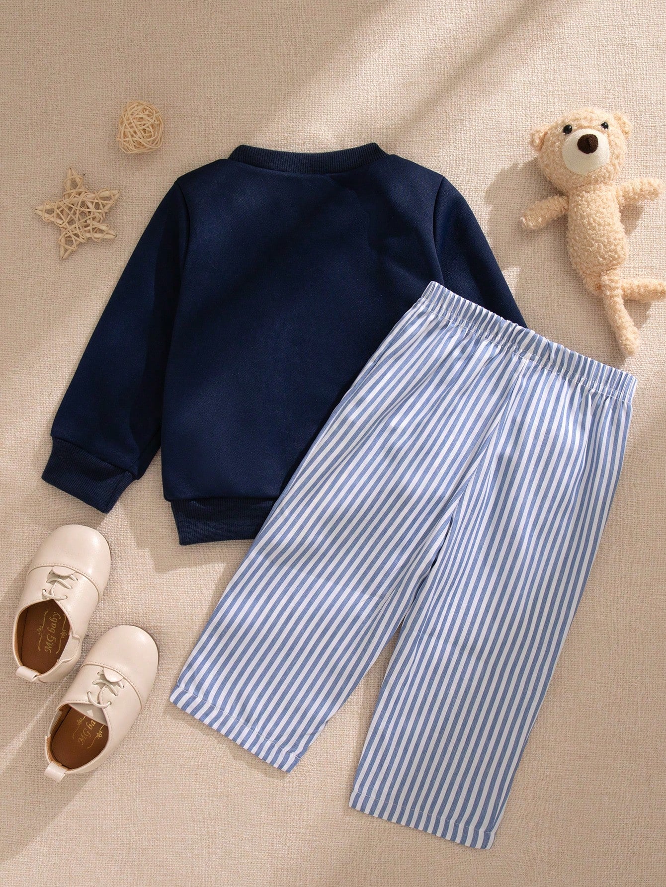 Souflis Souflis French Style New Baby Boys 0-3 Years 2-Piece Navy Blue Sweatshirt Set, Round Neck Sweatshirt With Bear Pattern Paired With Striped Long Pants, Suitable For Outings, School And Multiple
