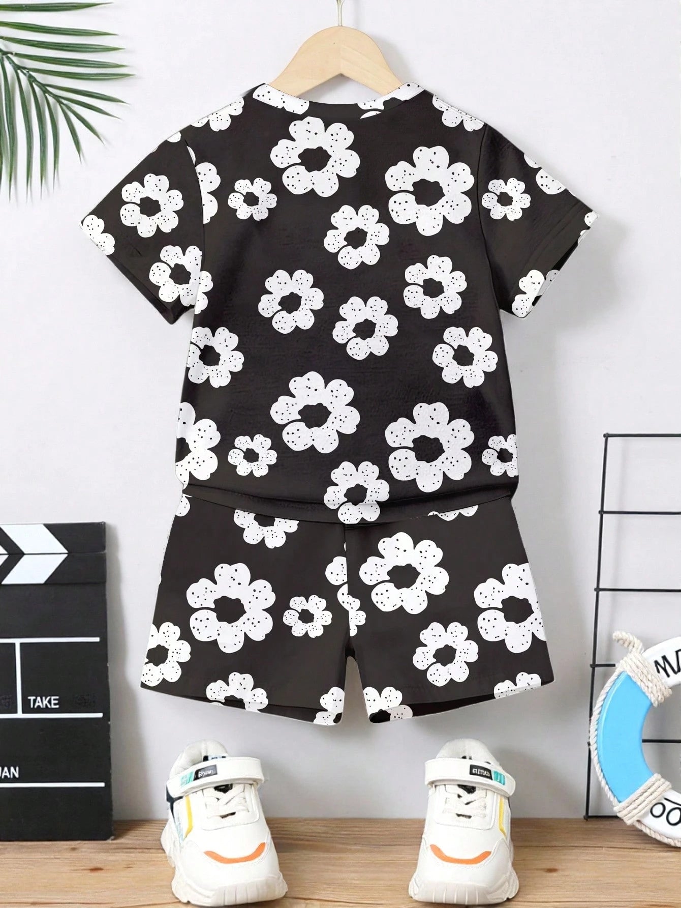 Spring Summer Baby Boys' Casual Cute Creative Fresh Red Flower Pattern Print T-Shirt And Shorts Set, Comfortable Daily Holiday Evening Outfit