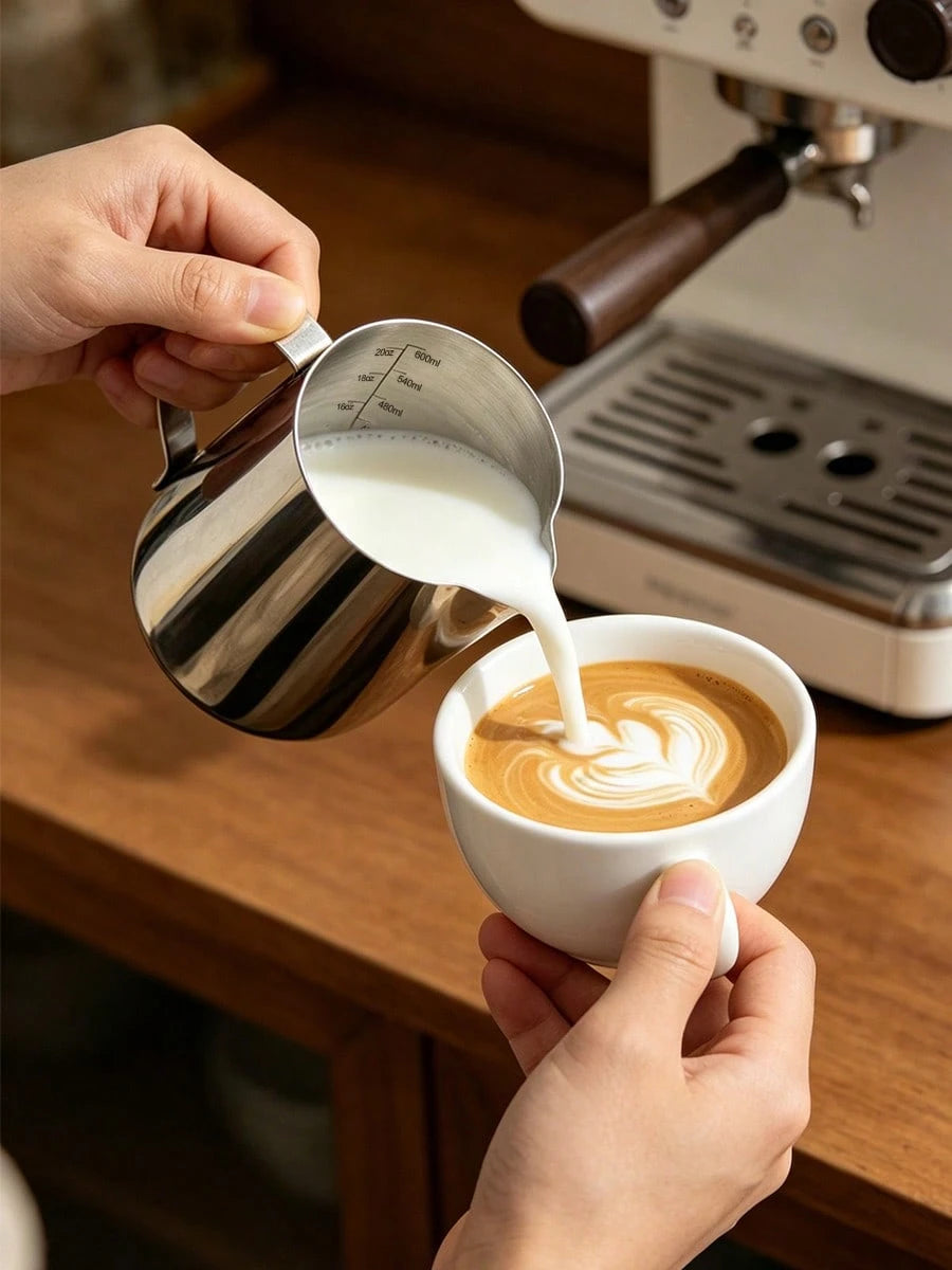 Stainless Steel Latte Art Cup With Latte Pin With Measurement Scale, Pointed Spout, Espresso Steaming Coffee Barista Latte Milk Jug For Espresso, Latte Art, Cappuccino Hot Chocolate Back To School,Hom