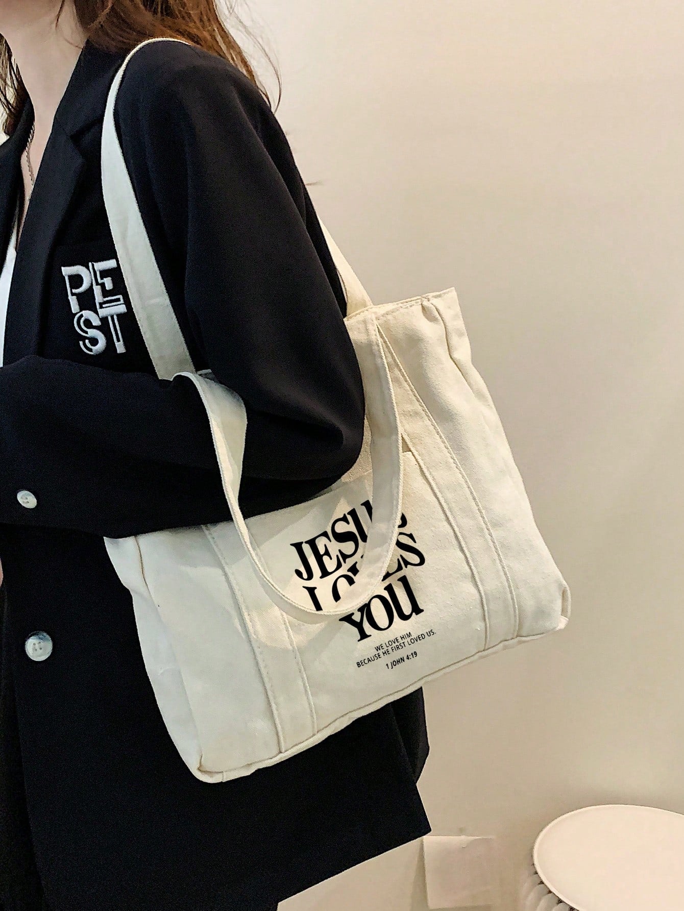 Stylish Semi-Circular Beige Printed Women's Handbag- Features Interior Pockets; Minimalist Style, Printed Shoulder Bag, Large Capacity Design