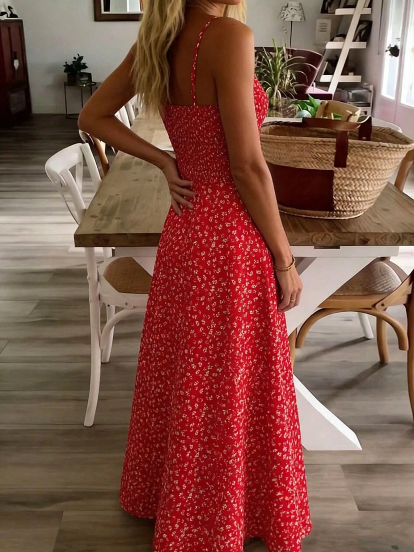 Summer Ditsy Floral Spaghetti Strap Midi Dress, Cinched Waist Flare Dress Suitable For Casual Vacation, Spring/Autumn Commute & Home, Date, Party, Beach, Elegant Summer Dress, Women Ditsy Floral Maxi