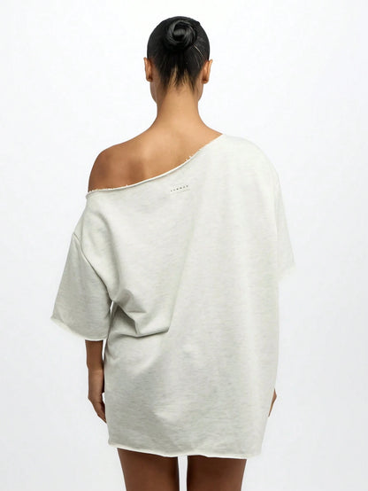 SUMWON WOMEN Oversized Summer Street Style Off-Shoulder Mini Length T-Shirt Dress Loungewear Casual Weekend Festival Urban Streetwear Athleisure Script Text