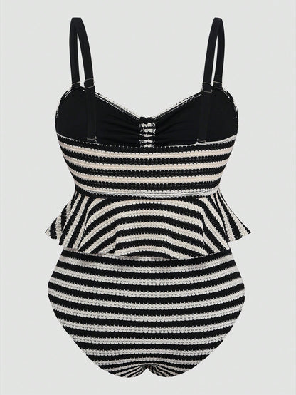 Sweetra Plus Size Vintage Striped Bikini Top With Tummy Control,Backless Peplum Swimwear For Black And White Plaid,Summer,Beach,Holiday,Holiday Vacation