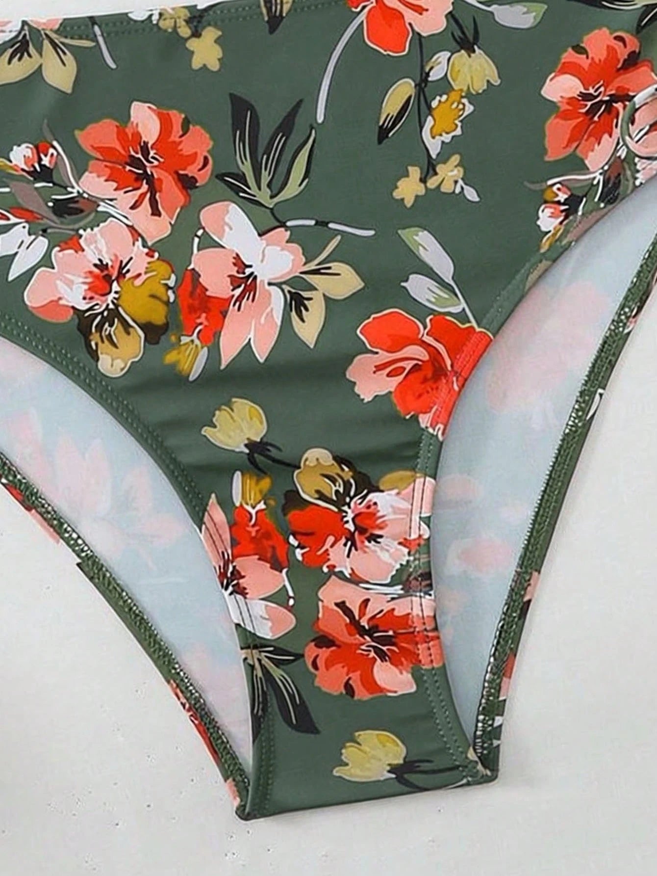 Swim Lushoire 2pcs Set Mature Fashion Sexy Swimwear For Women, Blue-Green Peacock Green Tie-Front Solid Color Swimsuit And Floral Print Shorts Set, Summer Beach Vacation Style