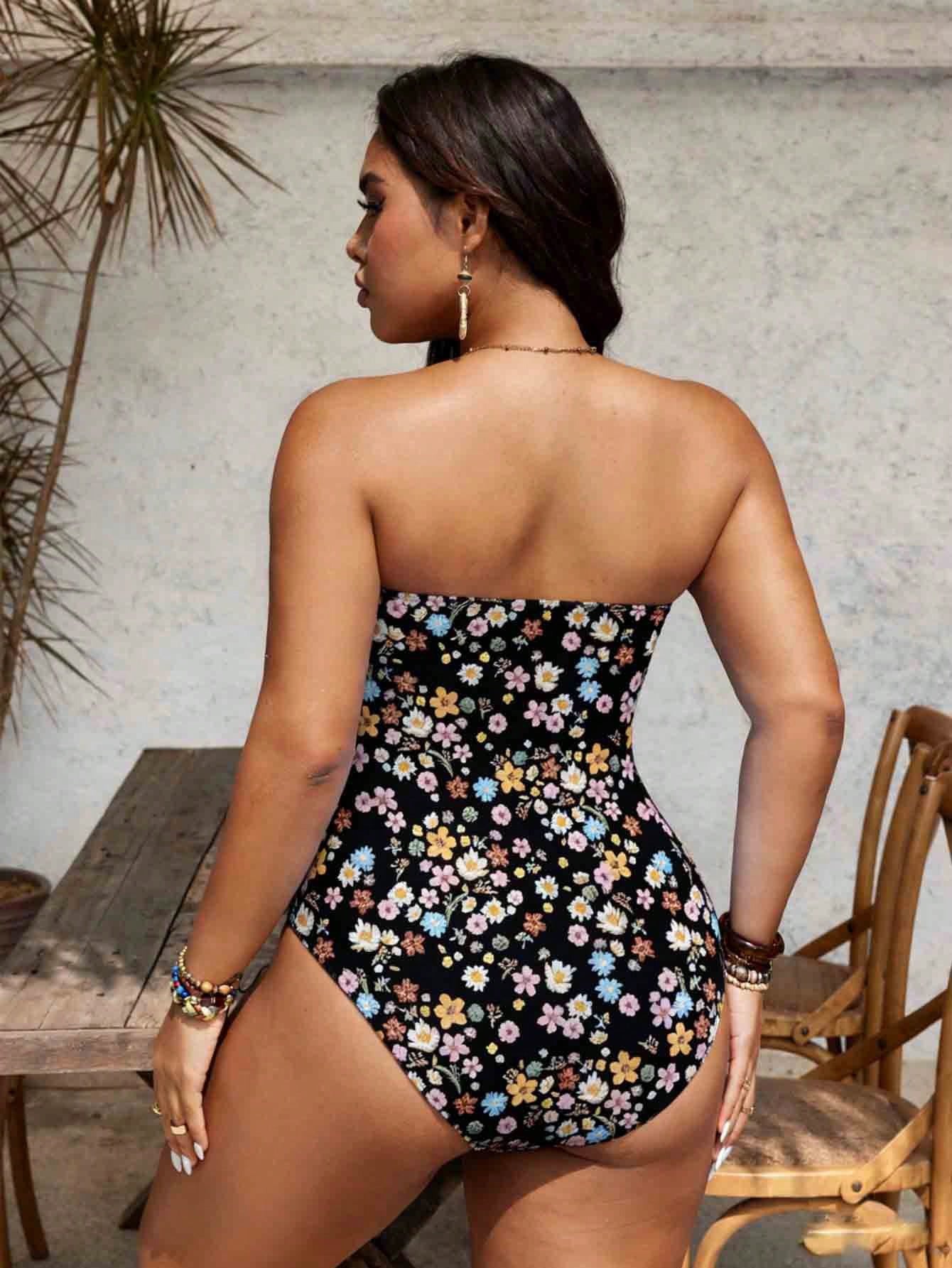 Swim Lushoire Women's Plus Size Two-Tone Striped Print Bandeau Mid-Chest Tunnel Drawstring Front Pleated Minimalist Elegant Casual Daily Beach Vacation One-Piece Swimsuit