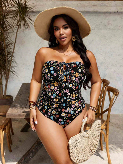 Swim Lushoire Women's Plus Size Two-Tone Striped Print Bandeau Mid-Chest Tunnel Drawstring Front Pleated Minimalist Elegant Casual Daily Beach Vacation One-Piece Swimsuit