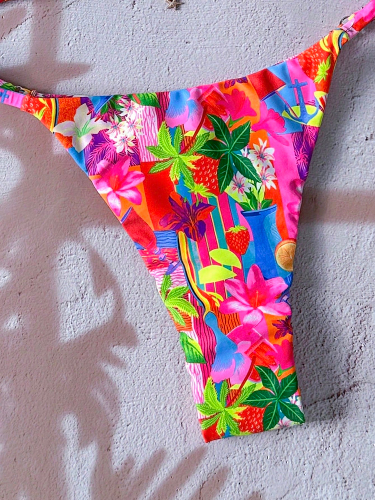 Swim Mod Women's Spring/Summer Random Print Halter Neck Metal Decor Bikini Set