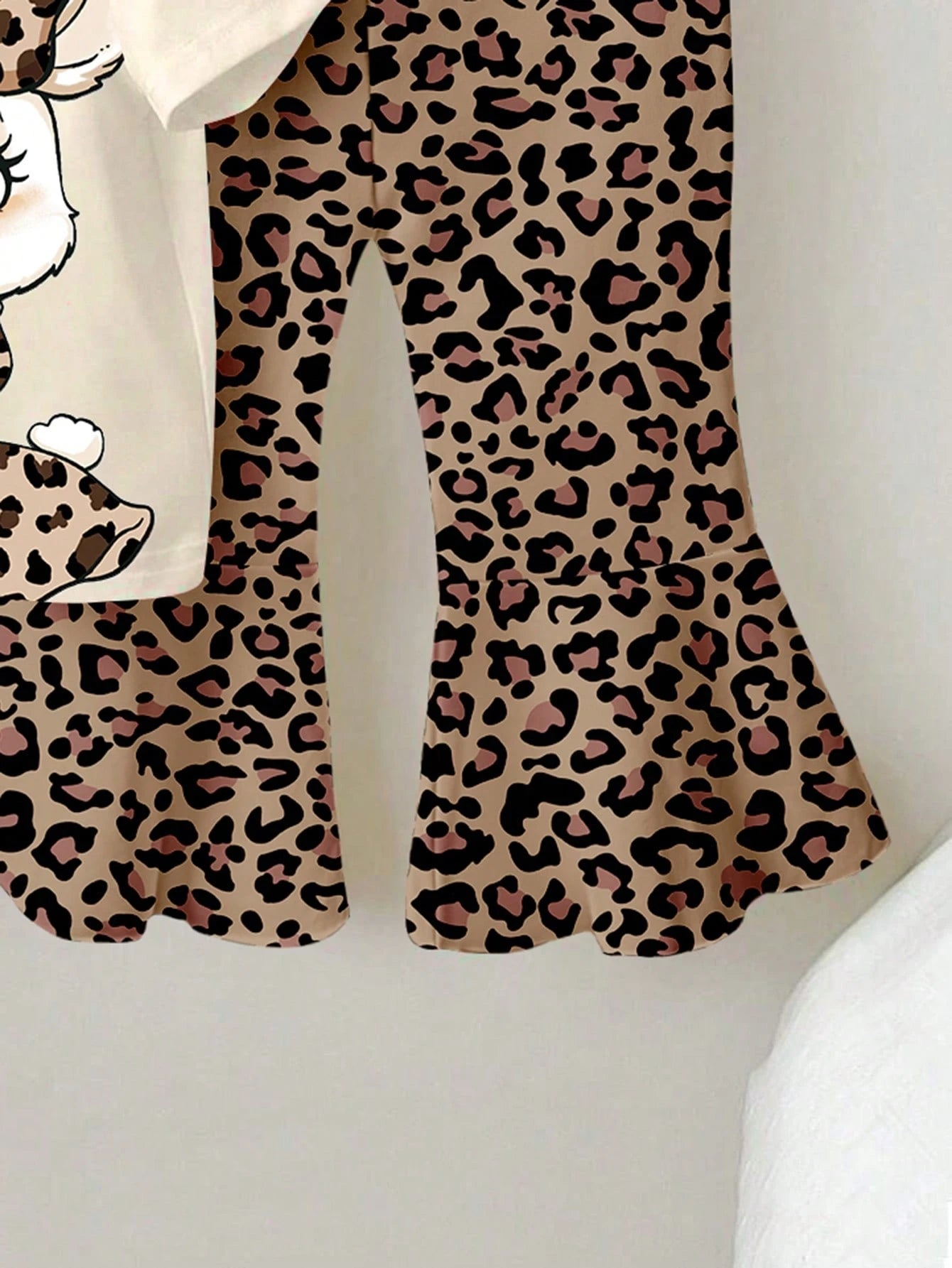 THE POWERPUFF GIRLS X Baby Girl Round Neck Letter Cartoon Print Short Sleeve T-Shirt And Flared Pants Casual Daily Outfit Set