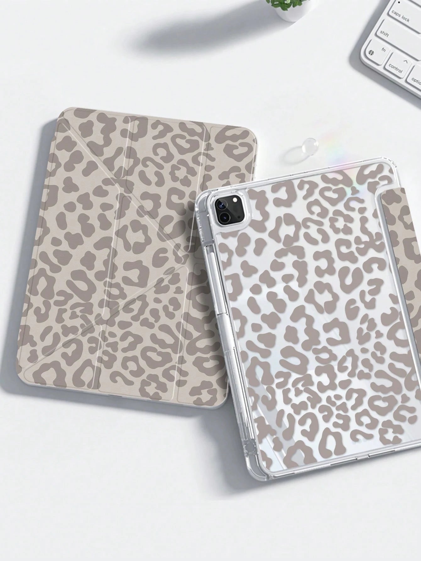 This Beautiful And Cute Leopard Print Double-Sided Acrylic Crystal Clear Back Cover Has Shock-Proof Function, Suitable For 7th, 8th (10.2 Inch) And 10th Generation IPad. It Has A Built-In Pen Slot And