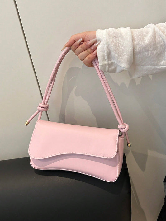 This Fashionable And Minimalist Bag Features An Asymmetrical Flap And Adjustable Shoulder Strap, Suitable For Shopping And Carrying A Wallet