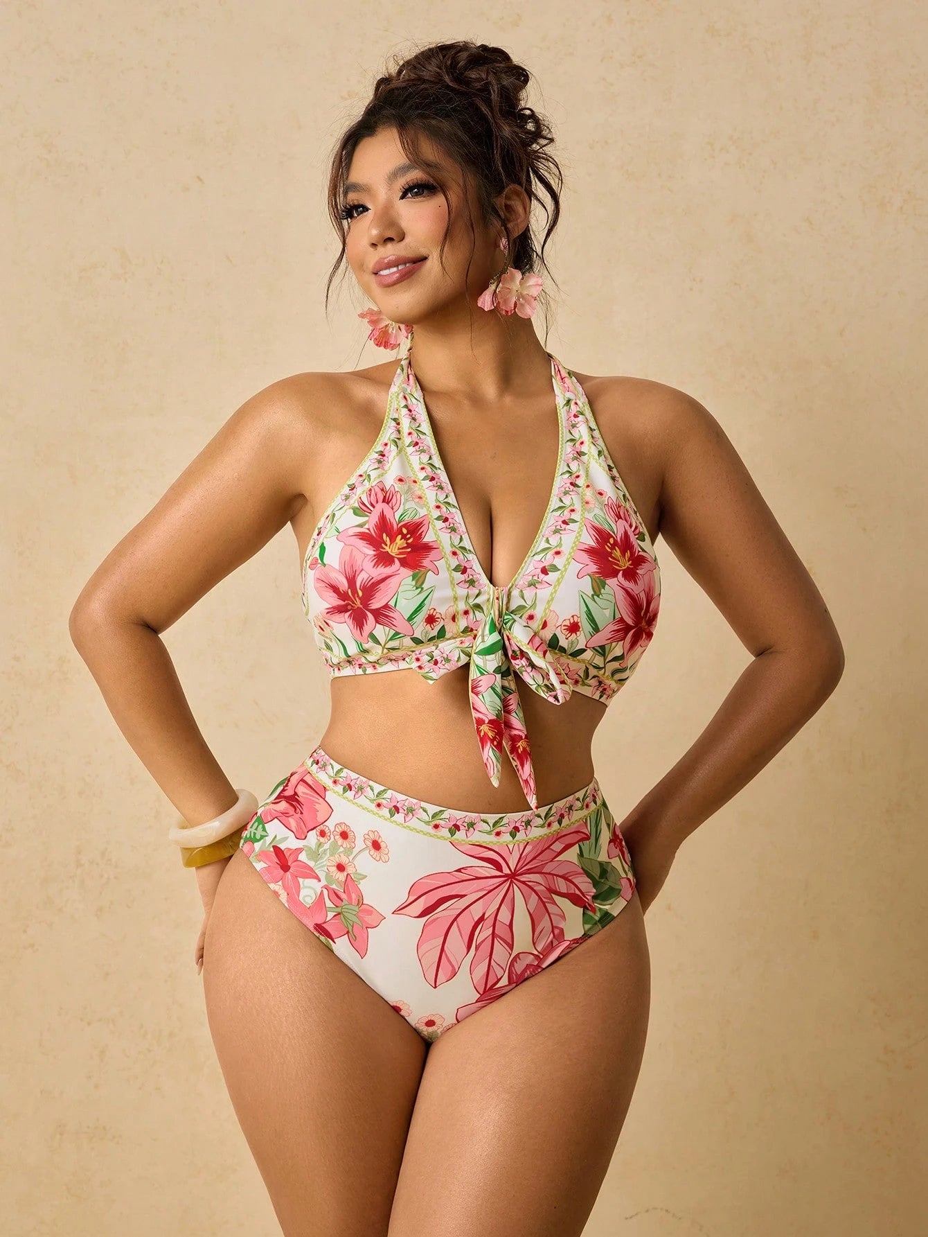 Travachic Plus Size Women's Halter Floral Print Bikini Set,White Summer Boho Beach Holiday Stretchy Fitted Two Piece Swimsuit,Elegant Cruise Vacation Outfit