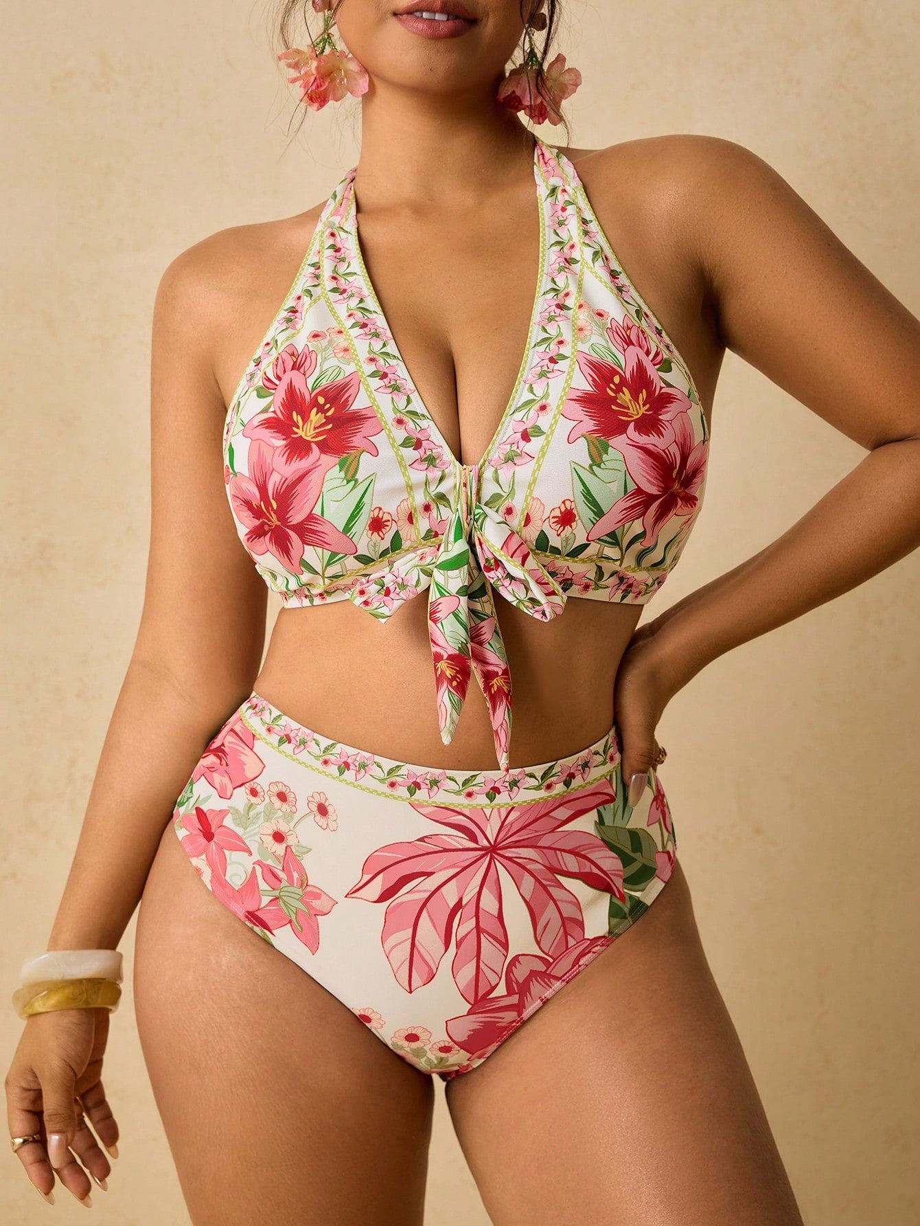 Travachic Plus Size Women's Halter Floral Print Bikini Set,White Summer Boho Beach Holiday Stretchy Fitted Two Piece Swimsuit,Elegant Cruise Vacation Outfit
