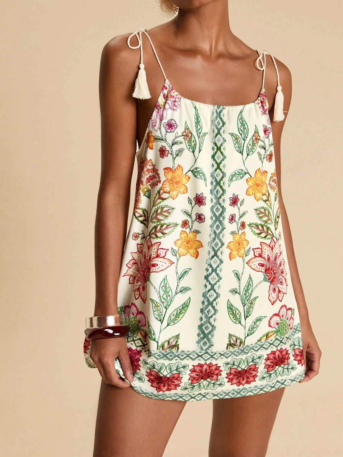 Travachic Women's White Floral Summer Boho Holiday Sleeveless Cover-Up,Beach Vacation Dress,Festival Party Elegant Casual Tropical Outfits,Mini Beach Skirt