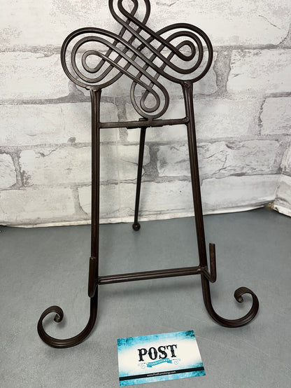 Triple Swirl Easel / Cookbook Holder