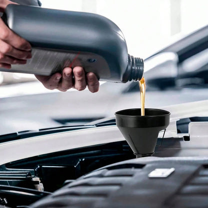 Universal Car Motorcycle Oiler Filter Funnel Oil Filling Equipment With Filter Bendable Flexible Tube Gasoline Engine Oil Di Esel Fuel Refueling Funnel For Farming Machine Automotive Motorcycle Truck