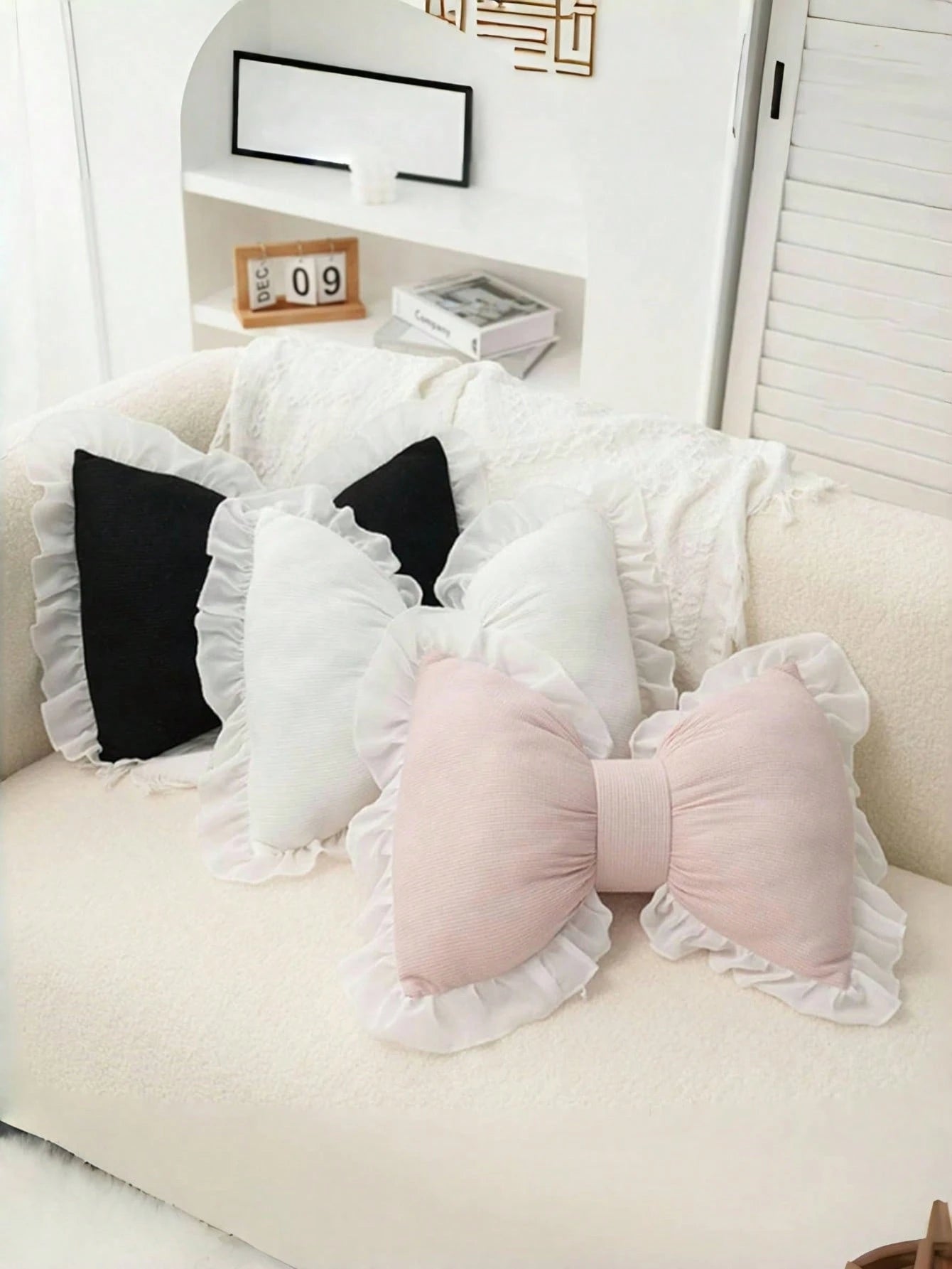 Valentine's Day Decorative Pillow, Soft And Adorable Bow Pillow Perfect For Valentine's Day Bedroom, Sofa, Bed, And Other Home Decor, New Year Gifts For Family And Friends