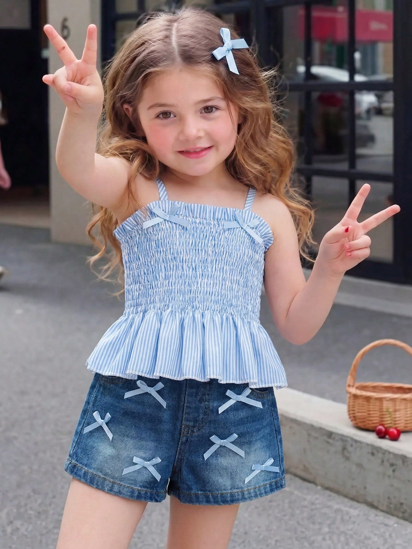 Vintaside Kids Adorable Baby Girls Polyester Blue Sleeveless Tank Top And Short Set With Plant Pattern And Bow Details
