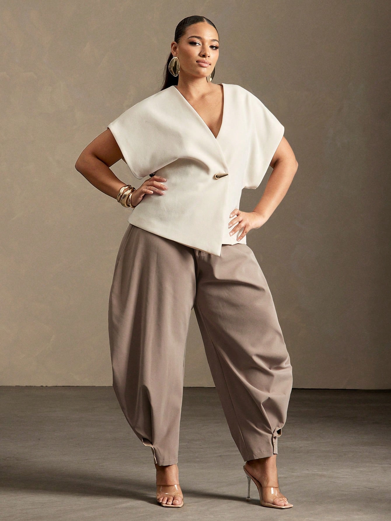 Vixey Solid Textured Woven Asymmetrical Hem Single Button Waistcoat Top