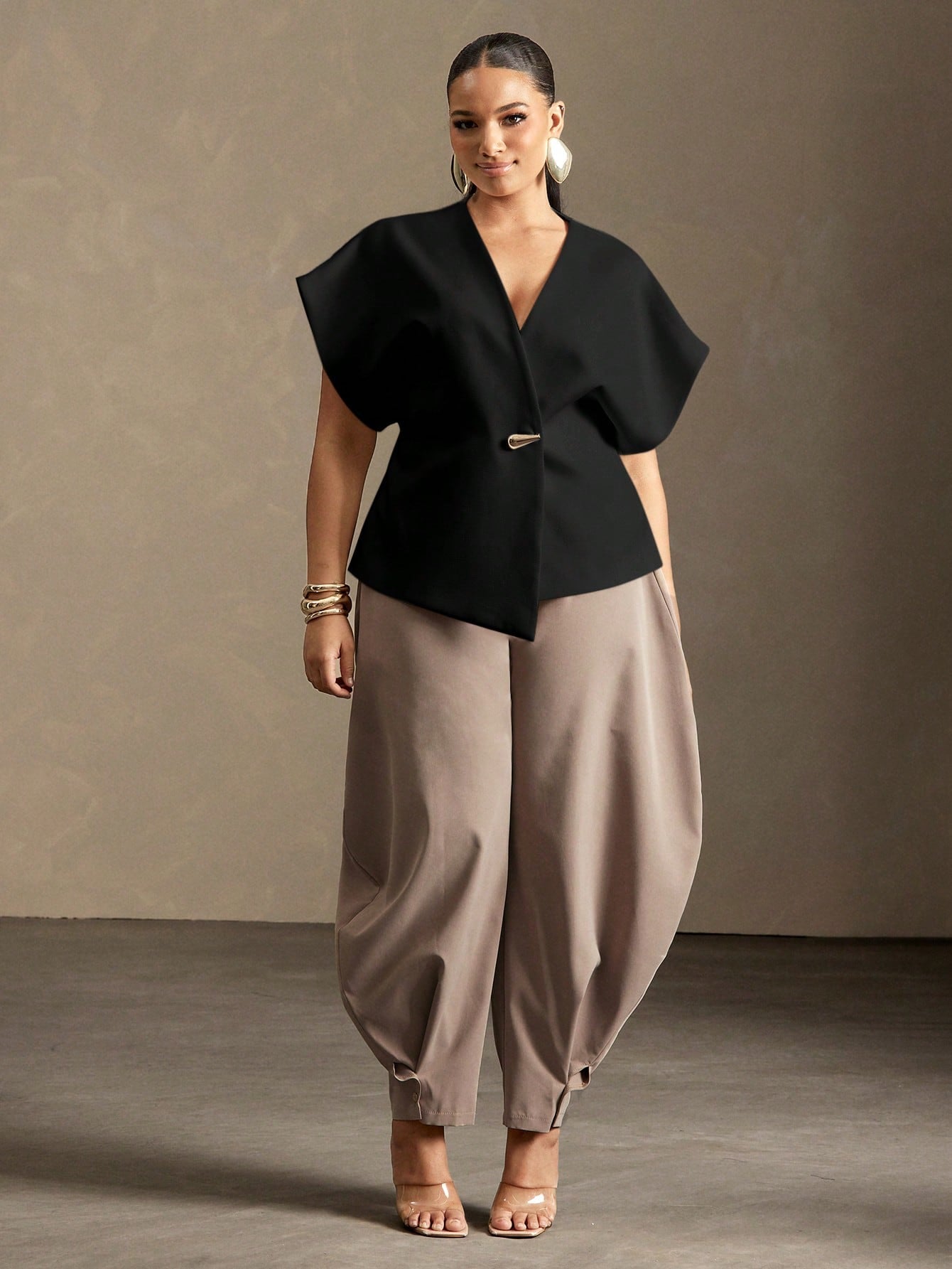Vixey Solid Textured Woven Asymmetrical Hem Single Button Waistcoat Top