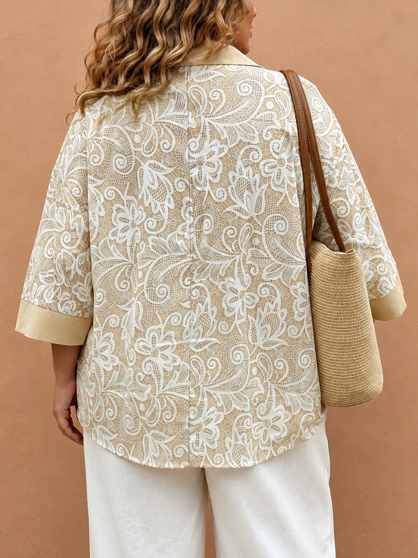 Weeklong Women's Plus Size Casual Versatile Vintage Elegant Lace Style Random Print Lapel 3/4 Sleeve Loose Fit Blouse, Suitable For Spring And Summer Fall