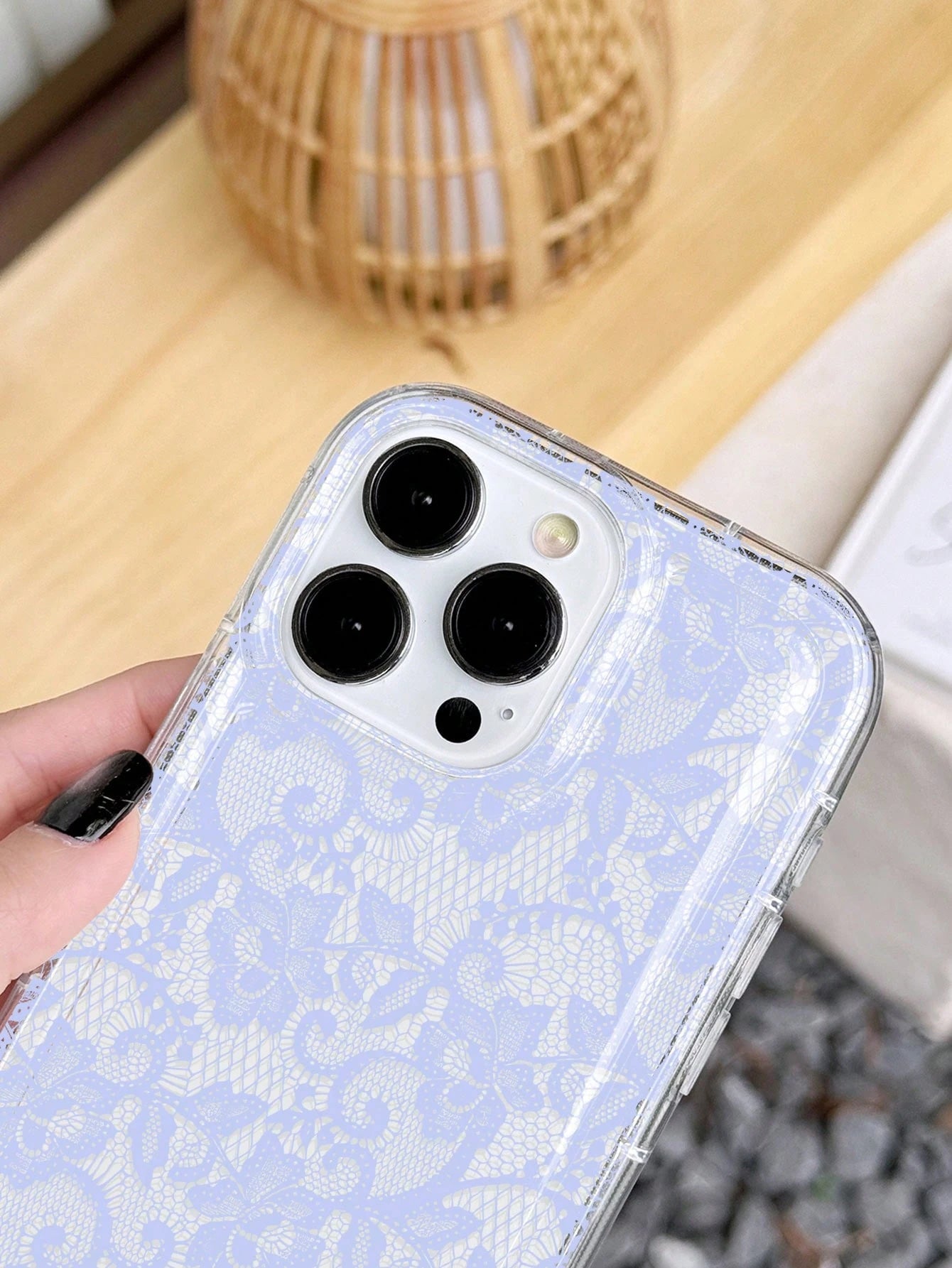 White Lace Fashion 1pc Romantic Lace Pattern Transparent Thick Protective Phone Case, Compatible With Iphone 11/12/13/14/15/16 Pro Max Spring