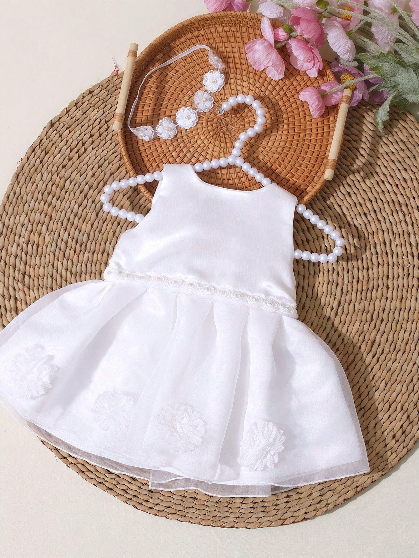 White Summer Baby Girl Sleeveless Dress With Bow Decor Elegant Formal Party Wedding Guest Outfits Newborn Photography Outfit Occasion Clothes