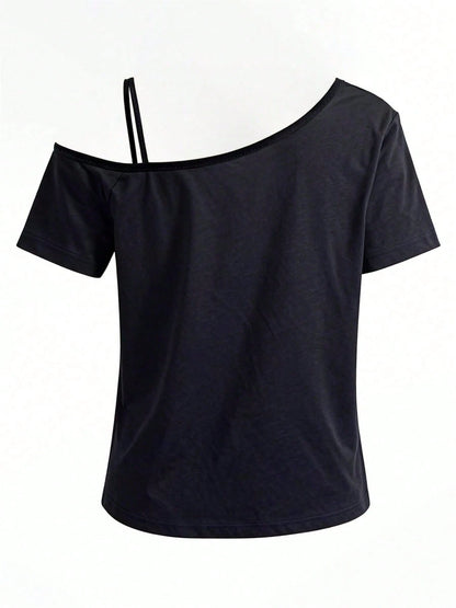 Women One-Shoulder Short-Sleeve T-Shirt, Whale Shark, Marine Life Print Fashion Top, Slanted One-Shoulder Strap, Rock Concert Outfit