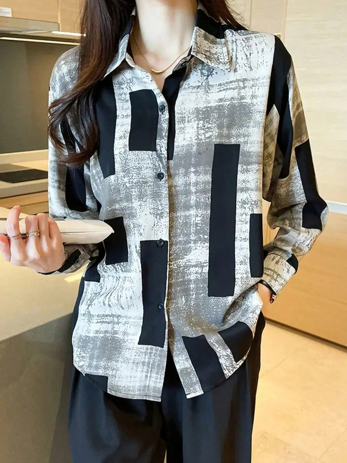 Women's Casual Geometric Print Single-Breasted Loose Shirt Vacation Spring