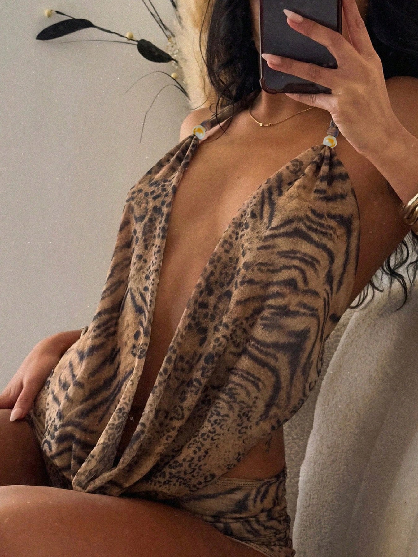 Women's Leopard Print 2-Piece Set, Sexy Spaghetti Strap Deep V-Neck Backless Crop Top + Low Waist Shorts, 2-Piece Summer Outfit Brown Elegant