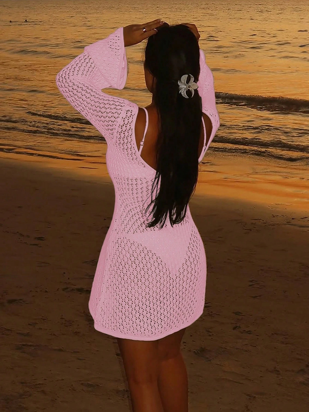 Women's Long Sleeve Hollow Out Swimsuit Cover Up, Elegant Bohemian Beach Resort Style, V-Neck Thin Skirt Vacation Pink Summer